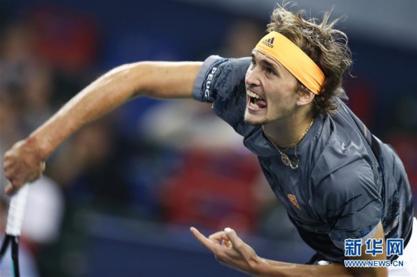 利用边路突 利用边路突